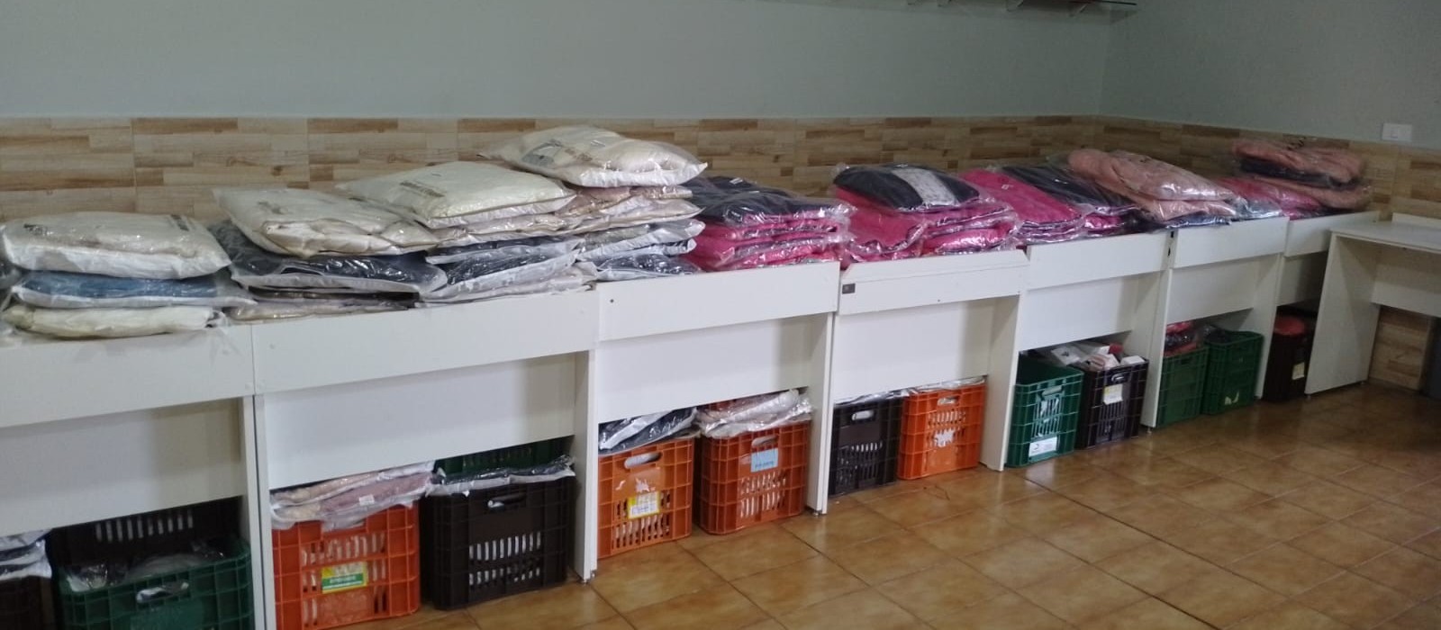 Promec realiza bazar beneficente com produtos apreendidos pela RF