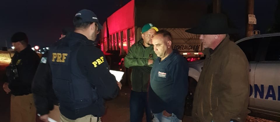 Rodovias seguem com protesto de manifestantes