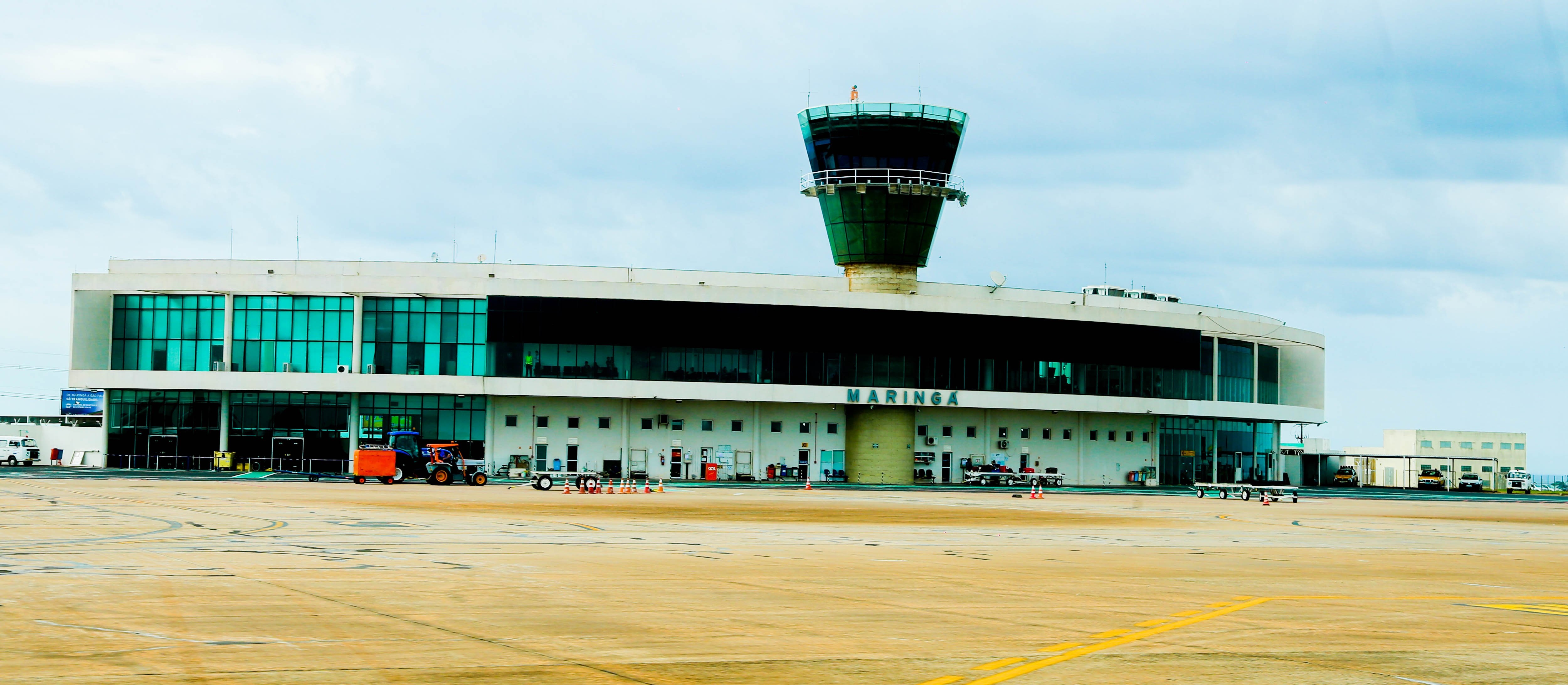 Movimento no aeroporto cresce, em média, 6%, diz prefeitura