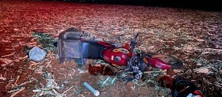 Mecânico morre em estrada da região ao cair de moto e bater contra barranco