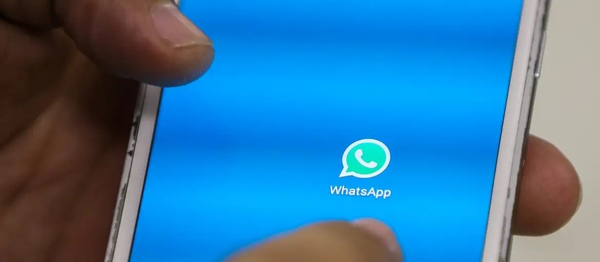 Idosa perde R$ 27 mil em golpe do WhatsApp