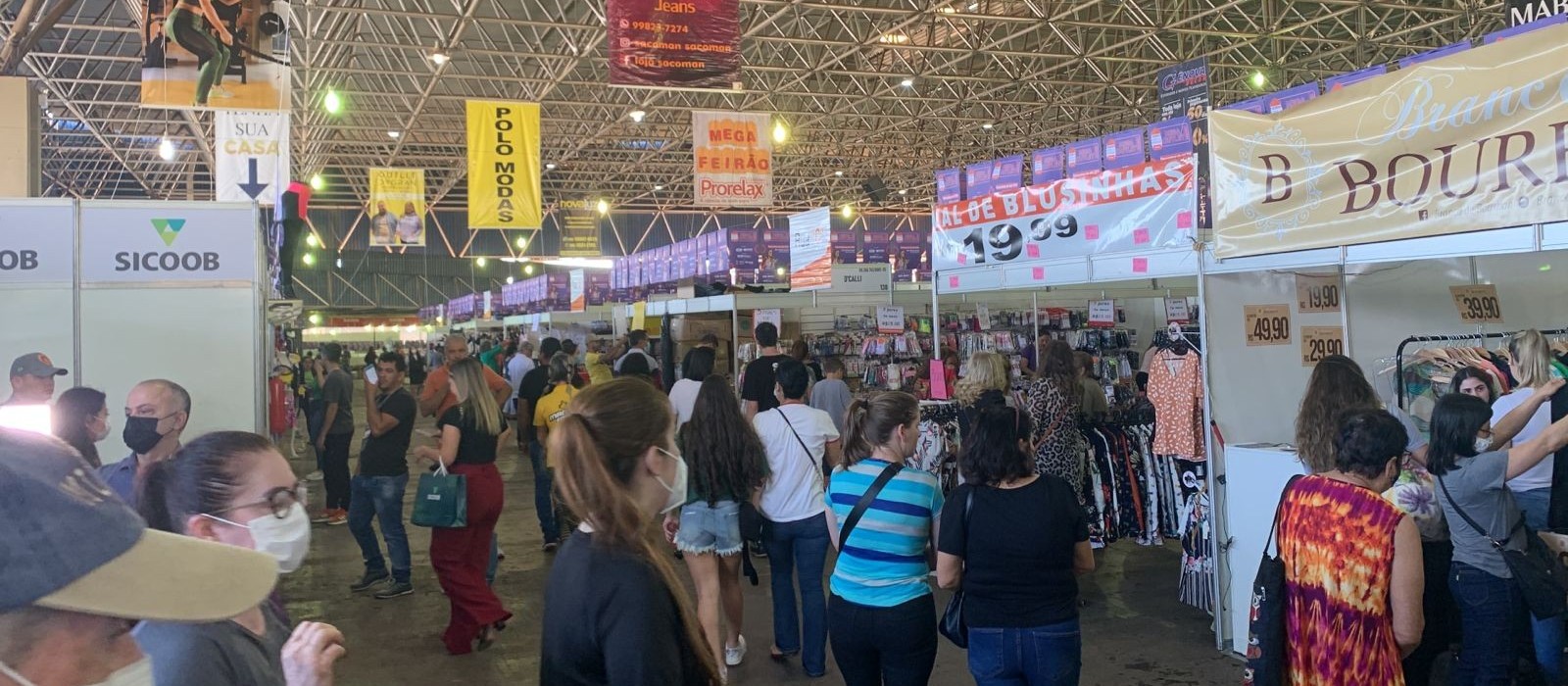 Portões abertos para a Feira Ponta de Estoque de Maringá