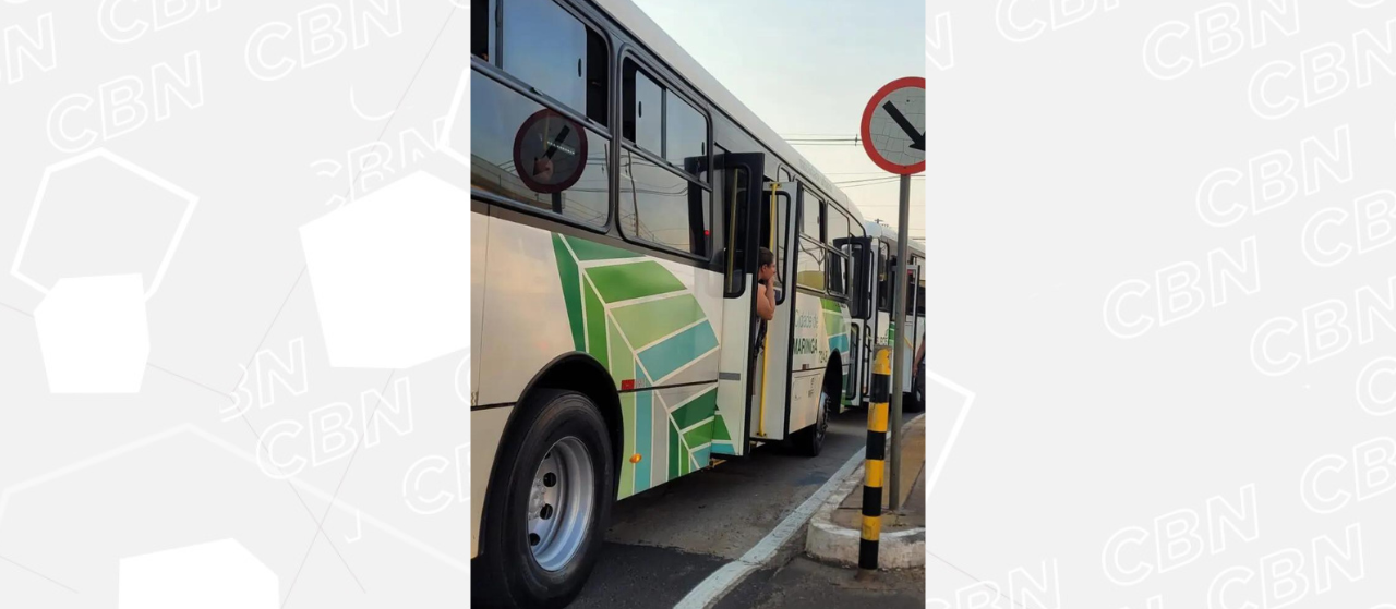 Homem fica gravemente ferido após ser atropelado por ônibus