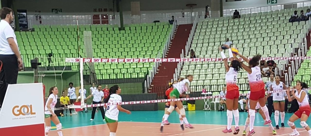 No vôlei feminino, Maringá enfrenta o São José dos Pinhais