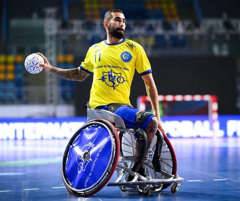 Paratleta maringaense é eleito jogador mais valioso no mundial de handebol