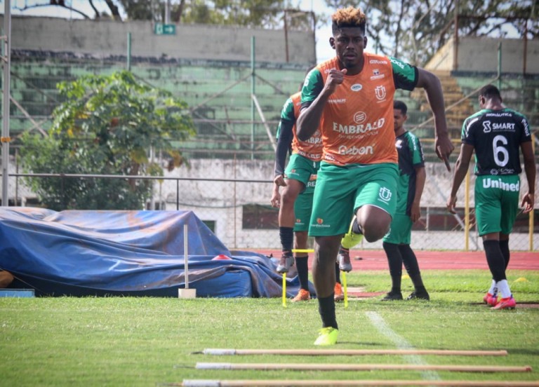 MFC enfrenta o Operário neste domingo (25) no Willie Davids