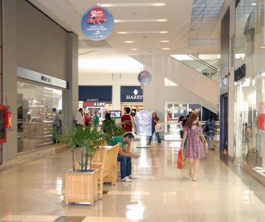 Decreto detalha reabertura de shoppings e igrejas em Maringá 