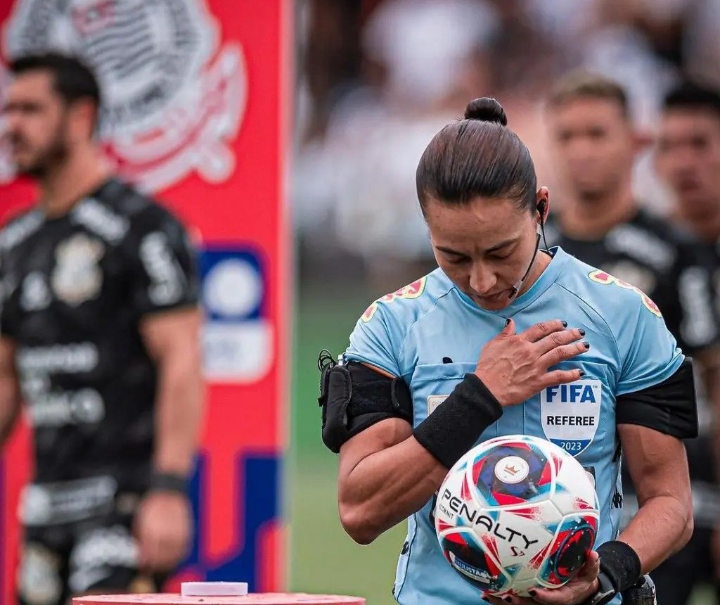 Natural da região, árbitra Edina Alves apitará jogos da Copa do Mundo Feminina