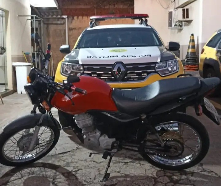 Moto com mais de R$ 100 mil em débitos é apreendida durante blitz em Paiçandu