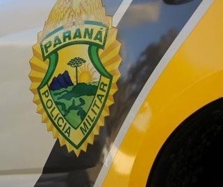 Polícia atira para conter suspeito de violência doméstica; homem de 38 anos morreu no hospital