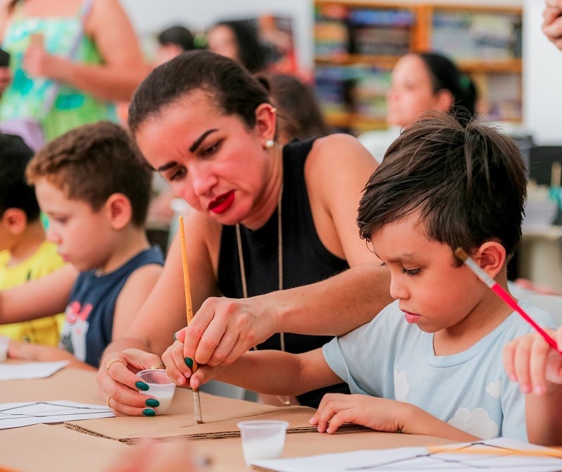 Bibliotecas municipais de Maringá oferecem mais de 50 atividades durante período de férias escolares