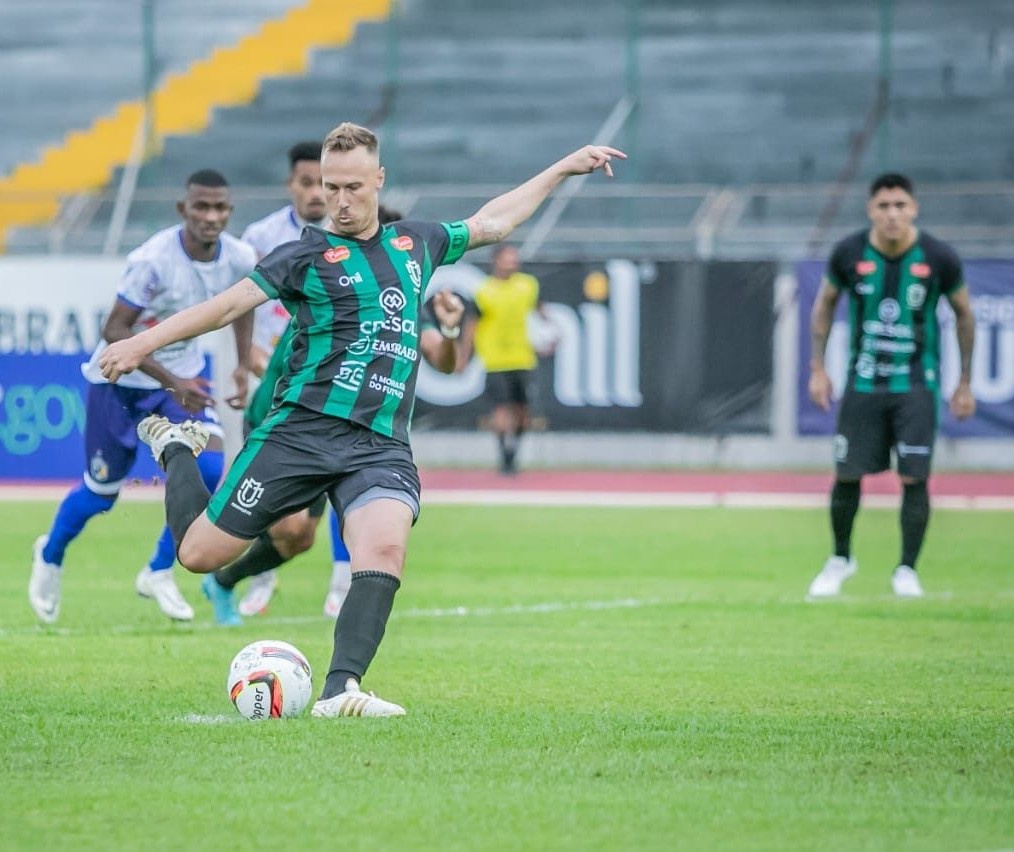 Maringá FC enfrenta o Rio Branco nesta terça (17), no Willie Davids