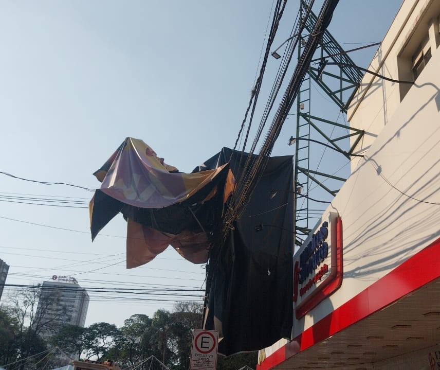 No primeiro semestre, Copel registrou 800 quedas de objetos na rede