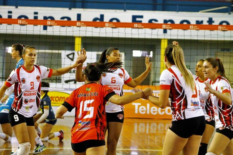 Neste feriado tem jogo de vôlei em Maringá