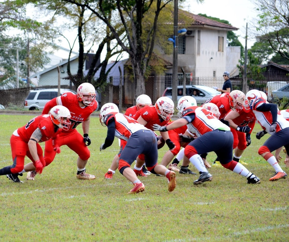 Pyros vence Buffalos jogando em casa