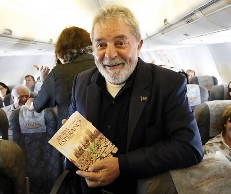 Sim, é possível ler 21 livros em 57 dias como teria feito Lula