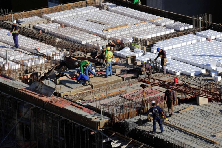 Construção civil busca saídas para a escassez dos insumos