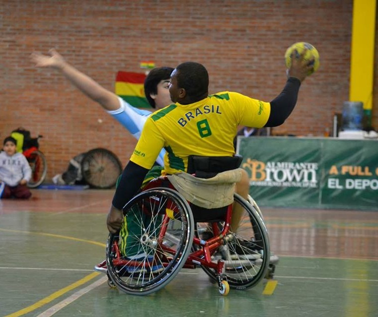 Neste sábado (14) tem paranaense de handebol em cadeiras de rodas