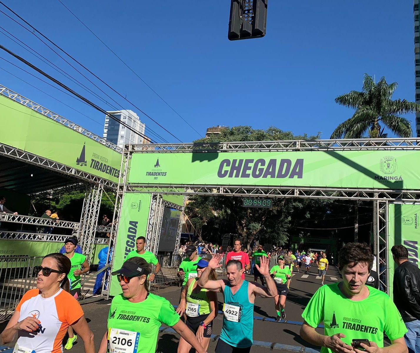 Queniano vence Prova Tiradentes e maringaenses festejam volta da corrida