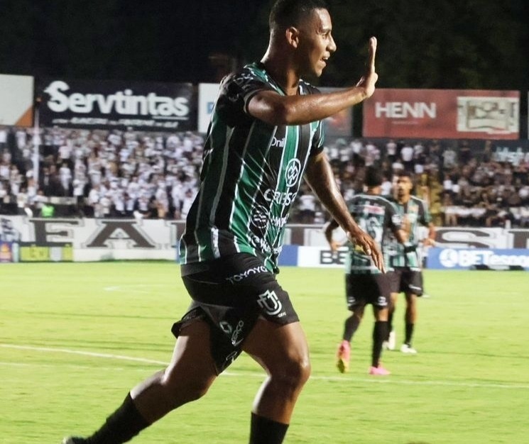 Em Ponta Grossa, Maringá FC vence o Operário e volta à liderança do Campeonato Paranaense