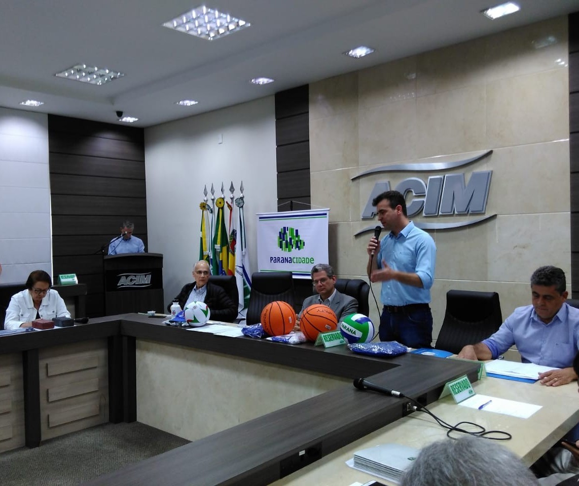 Secretaria de Desenvolvimento Urbano apresenta iniciativas para Amusep