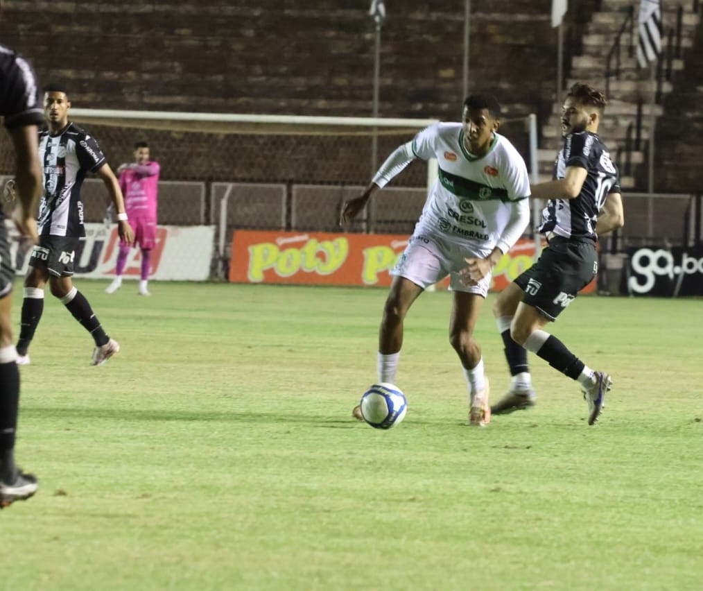 Maringá Futebol Clube empata com a Inter de Limeira por 2 a 2