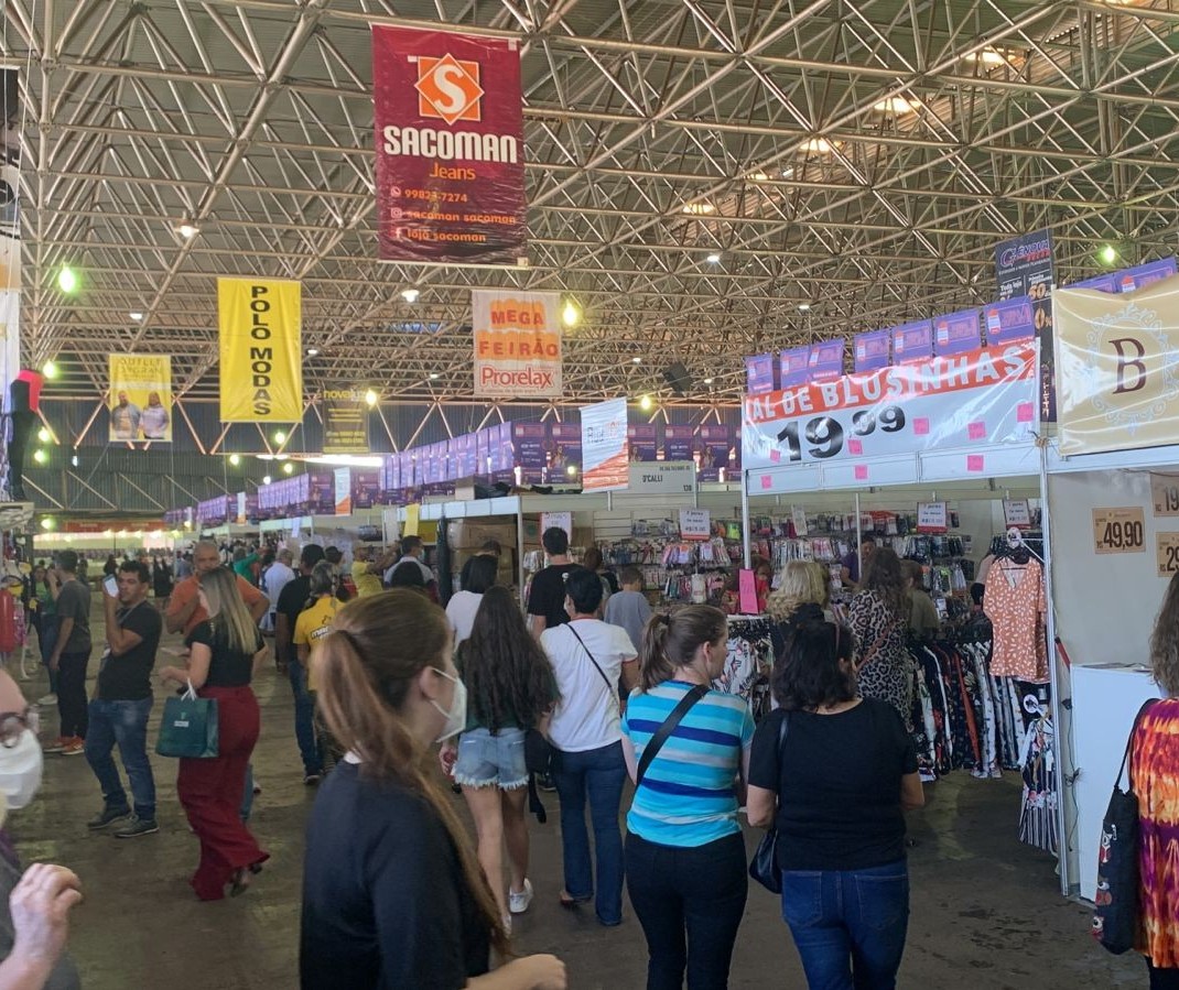 Portões abertos para a Feira Ponta de Estoque de Maringá