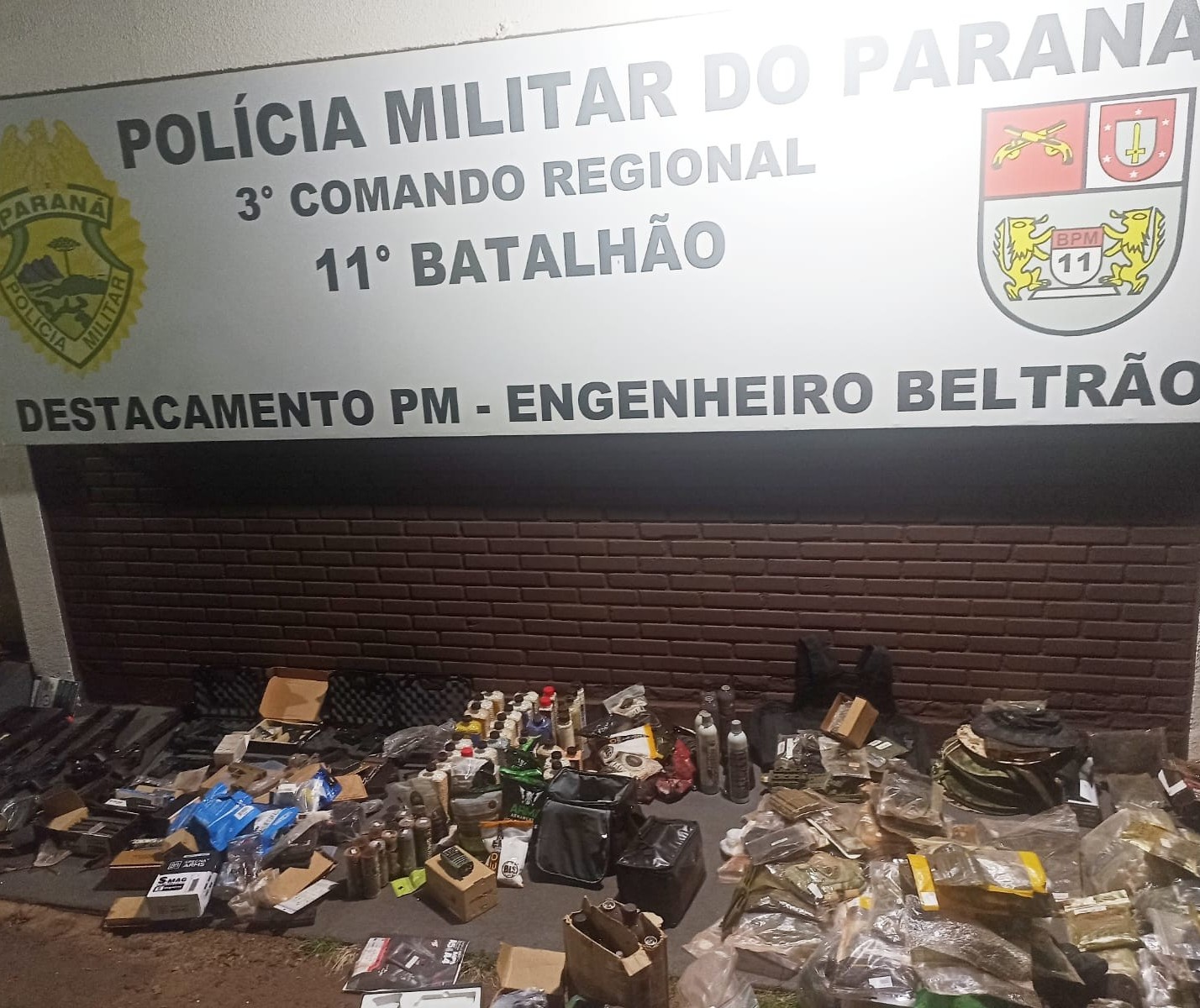 Polícia apreende ‘arsenal’ de airsoft após acidente na PR-317